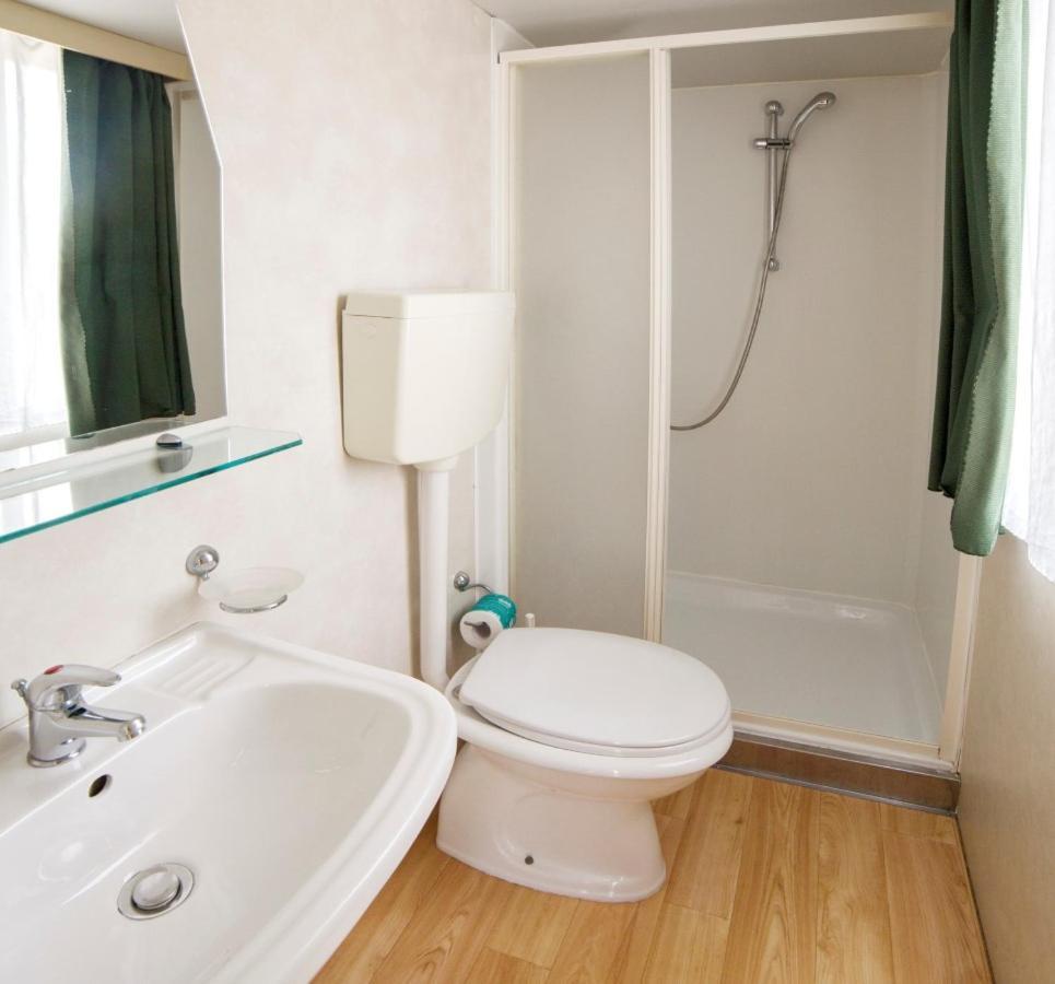 Sereno Camping Holiday Moniga del Garda Dış mekan fotoğraf
